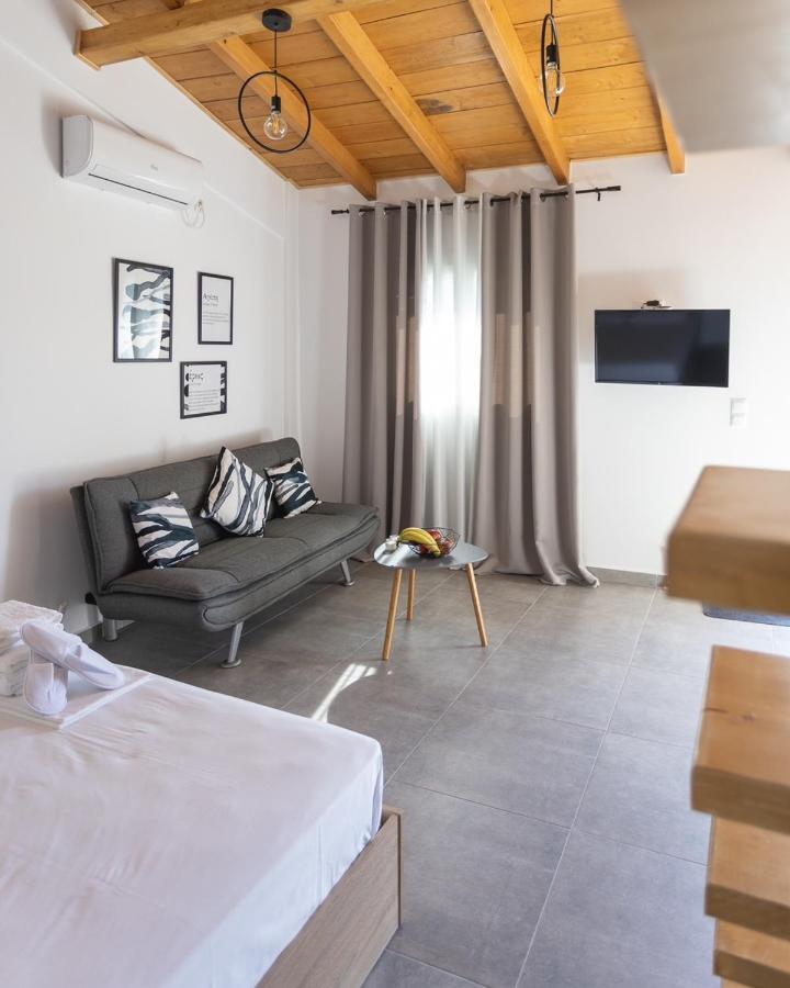 Spitakia-Cozy & Comfy Apartments 10Minutes From The Airport Artemida  Ngoại thất bức ảnh