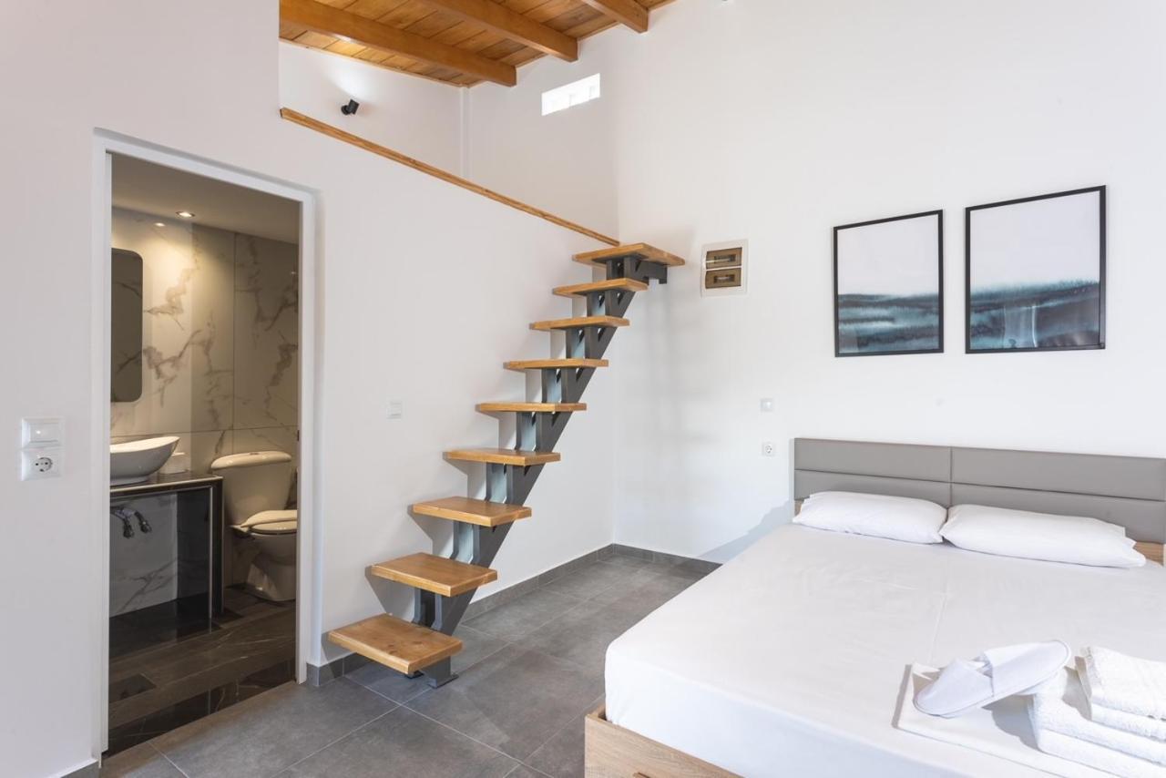 Spitakia-Cozy & Comfy Apartments 10Minutes From The Airport Artemida  Ngoại thất bức ảnh